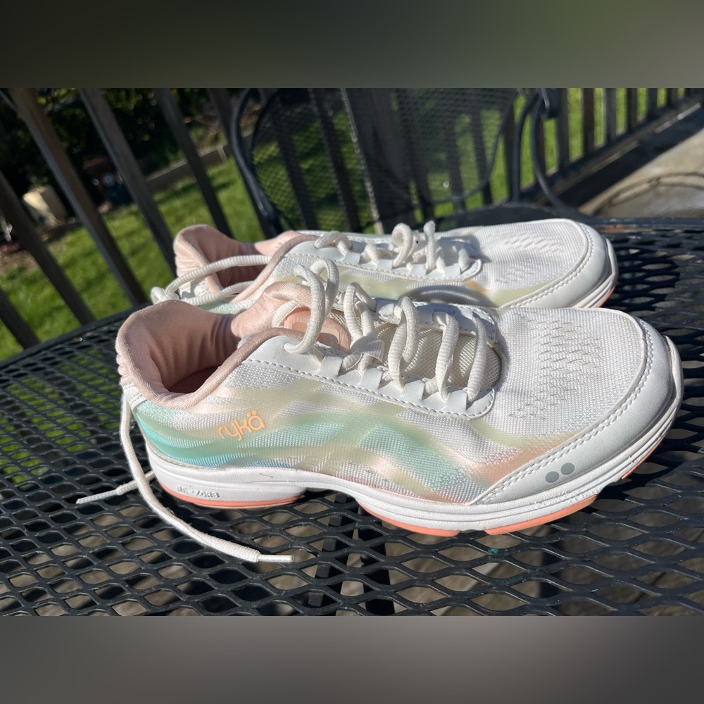 Ryka Women's, Devotion Plus 3 Walking Sneaker in Brilliant White Sz 7.5